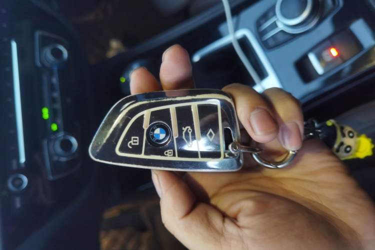 Used BMW 1 Series 2019 118i M Sport Package Vehicle Key
