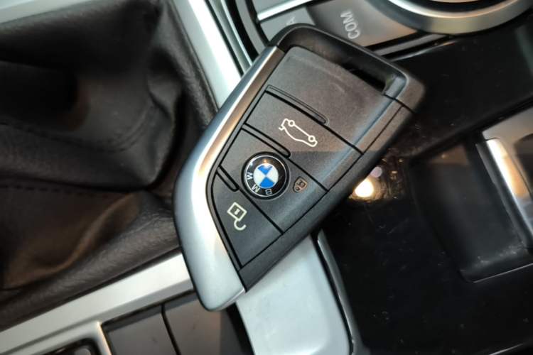 Used BMW 1 Series 2019 118i M Sport Package Vehicle Key