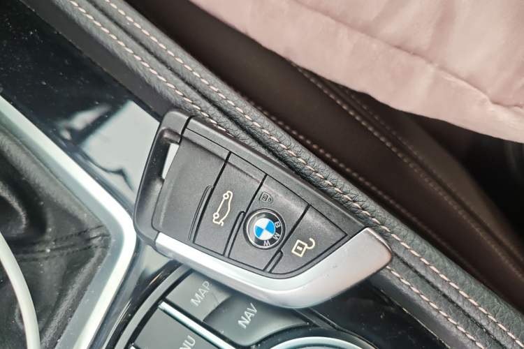 Used BMW 1 Series 2019 118i M Sport Package Vehicle Key