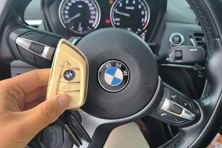 Used BMW 1 Series 2019 118i M Sport Package Vehicle Key