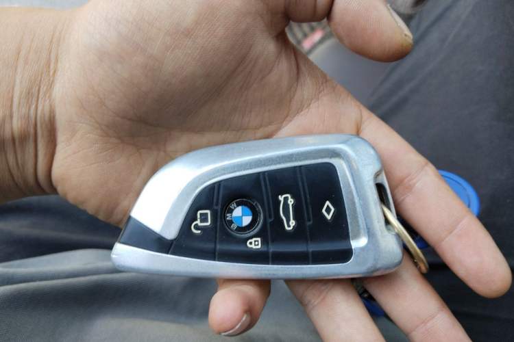Used BMW 1 Series 2019 118i M Sport Package Vehicle Key
