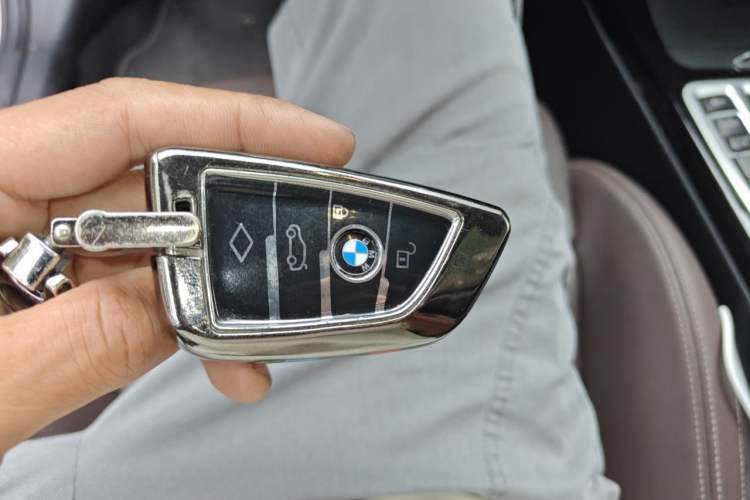 Used BMW 1 Series 2019 120i M Sport Package Vehicle Key