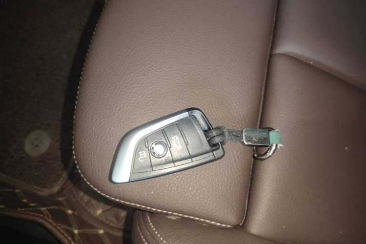 Used BMW 1 Series 2019 118i M Sport Package Vehicle Key