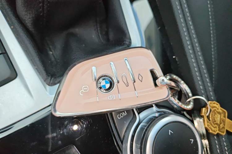 Used BMW 1 Series 2019 118i M Sport Package Vehicle Key