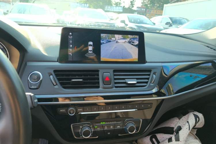 Used BMW 1 Series 2019 118i M Sport Package Audio And AC Panel