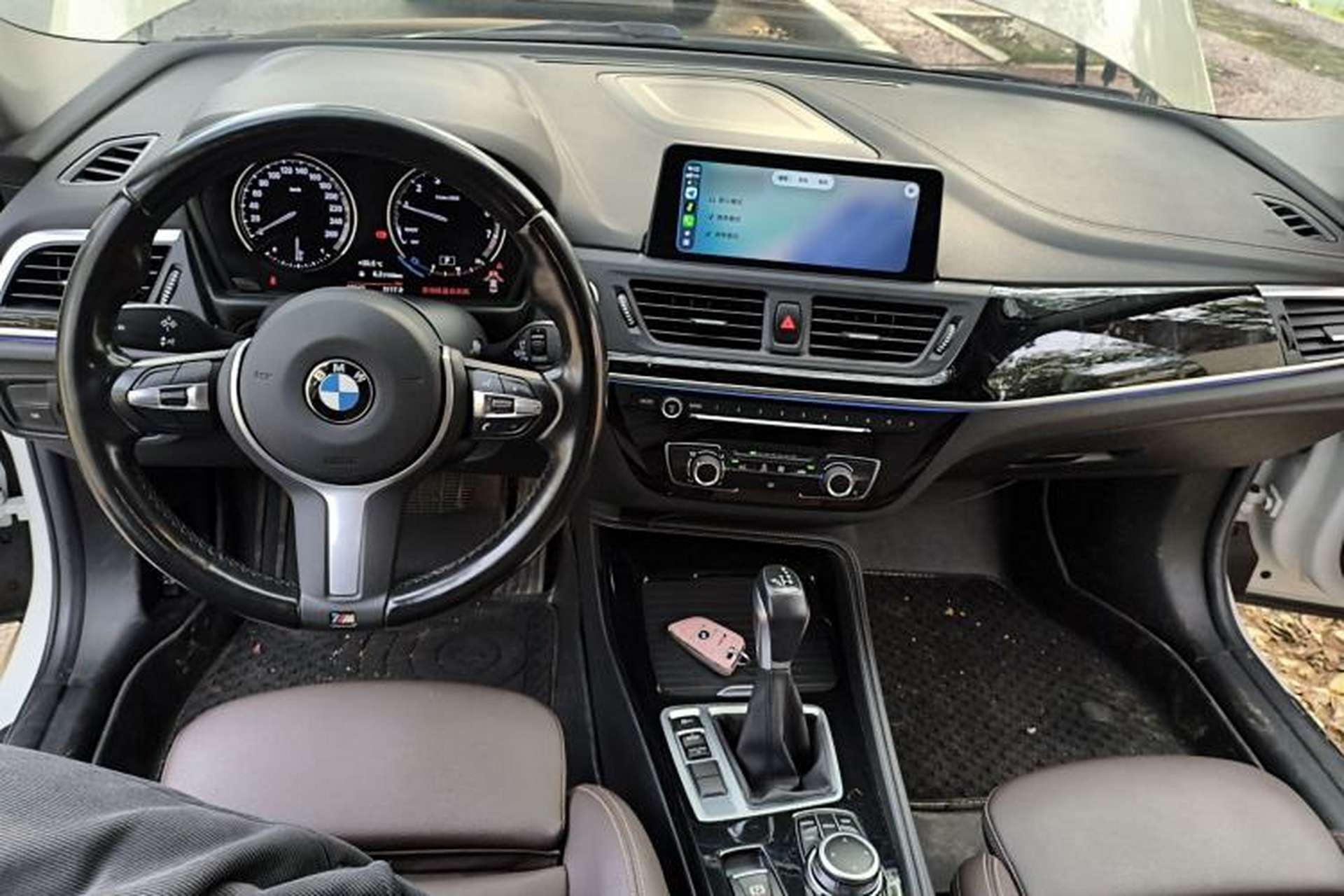 Used BMW 1 Series 2019 118i M Sport Package Center Console