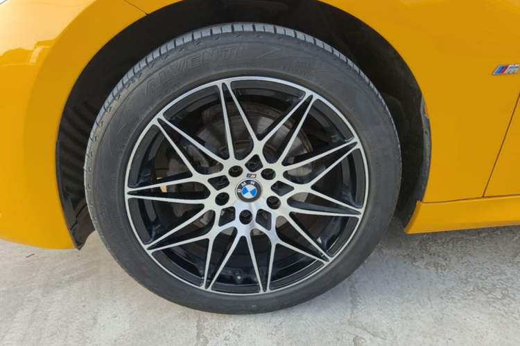 Used BMW 1 Series 2019 118i M Sport Package Left Front Wheel Hub