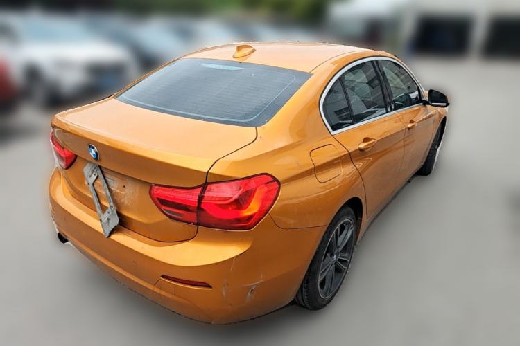 Used BMW 1 Series 2019 118i Fashion Model Rear Right 45 Deg
