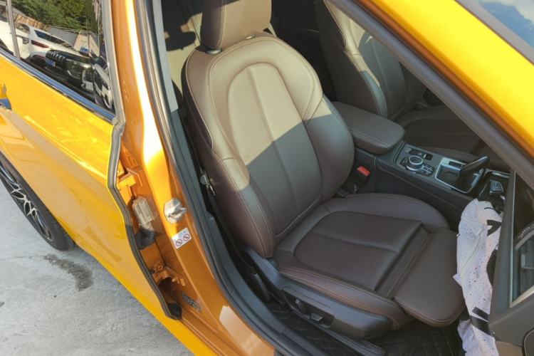Used BMW 1 Series 2019 118i M Sport Package Right Front Seat