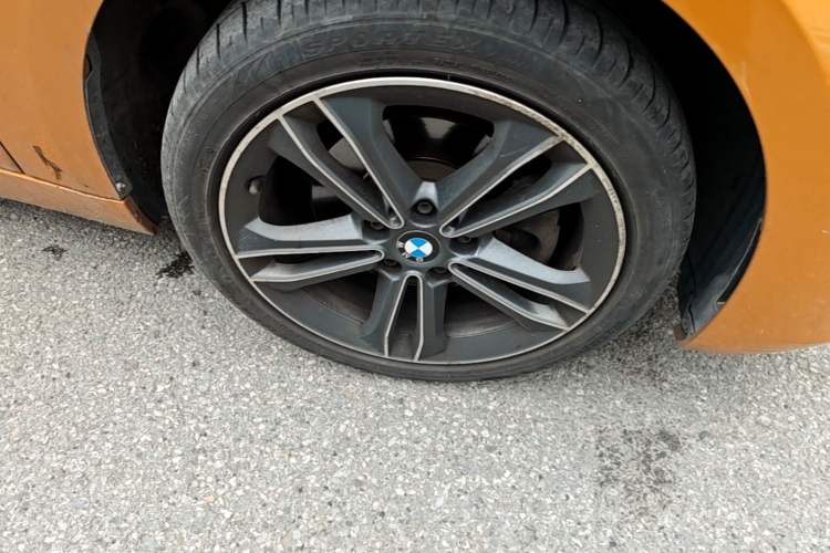 Used BMW 1 Series 2019 118i Fashion Model Right Front Wheel Hub