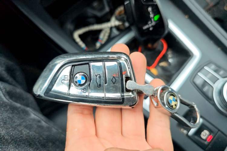 Used BMW 1 Series 2019 118i Fashion Model Vehicle Key