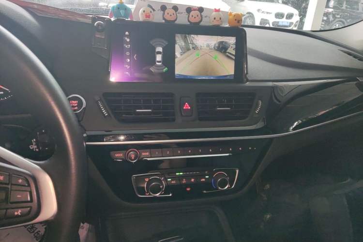 Used BMW 1 Series 2020 120i Fashion Model Audio And AC Panel
