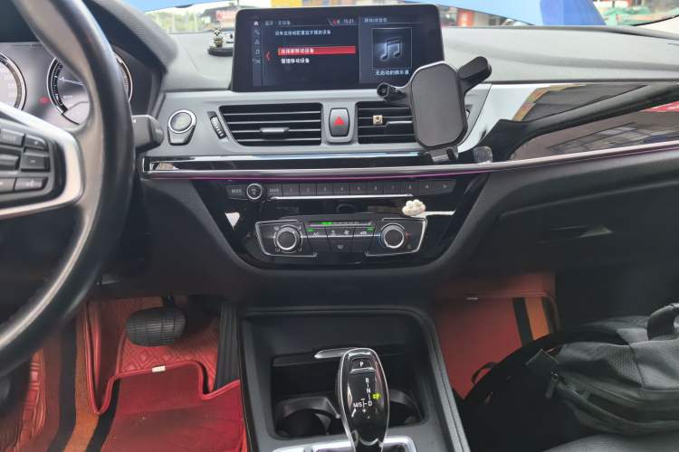 Used BMW 1 Series 2020 120i Fashion Model Audio And AC Panel