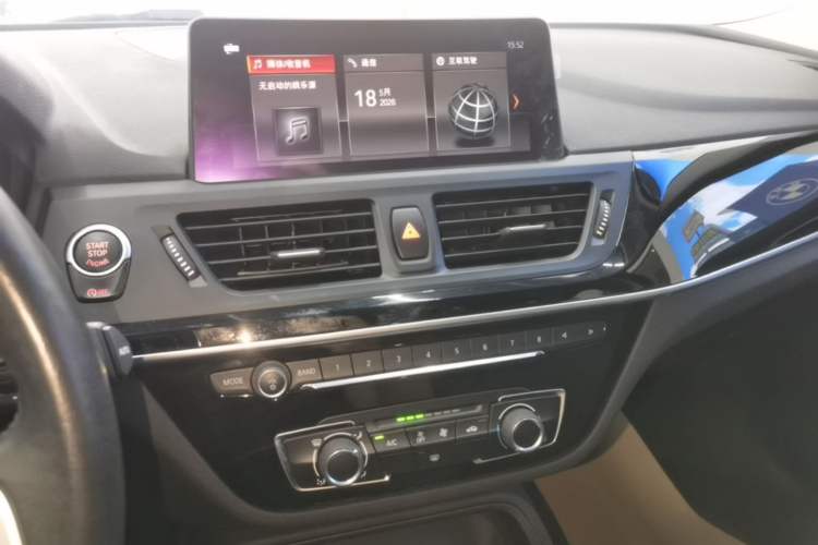 Used BMW 1 Series 2020 120i Fashion Model Audio And AC Panel