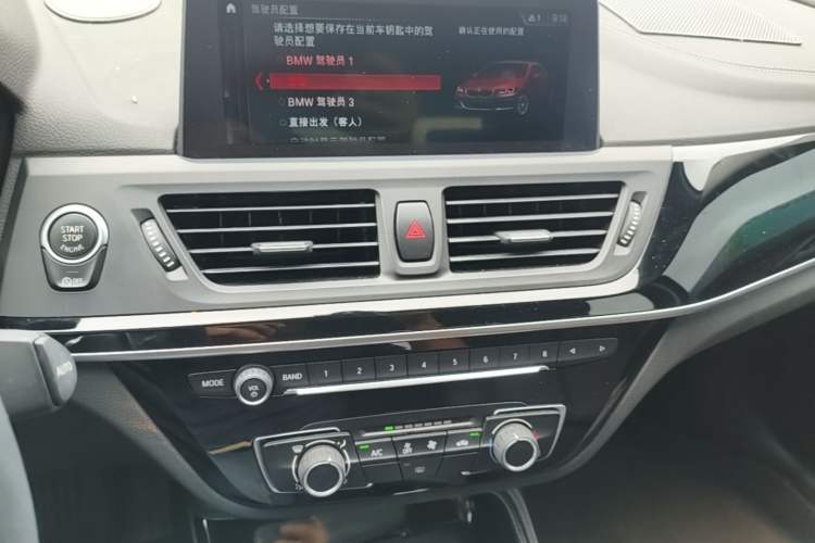 Used BMW 1 Series 2020 125i Leading Model M Sport Package Audio And AC Panel