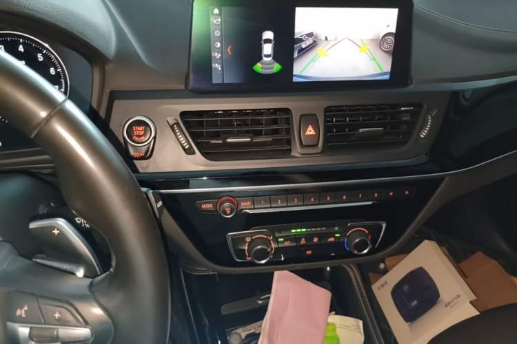 Used BMW 1 Series 2020 125i Leading Model M Sport Package Audio And AC Panel
