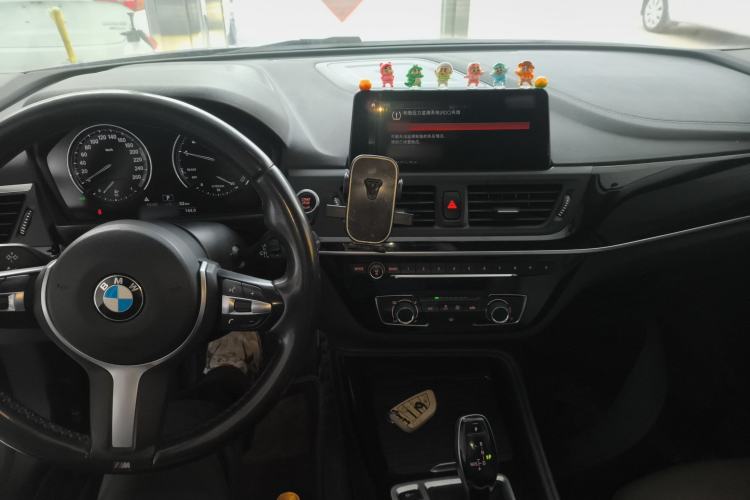 Used BMW 1 Series 2020 120i M Sport Package Center Console