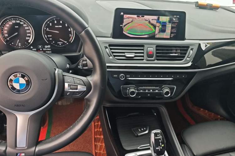 Used BMW 1 Series 2020 120i M Sport Package Center Console
