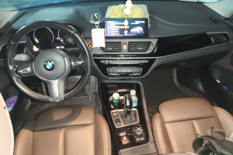Used BMW 1 Series 2020 120i M Sport Package Center Console