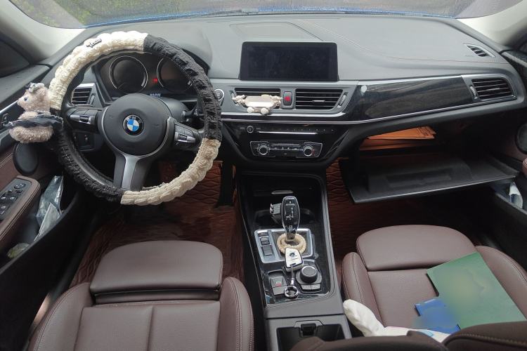 Used BMW 1 Series 2020 120i M Sport Package Center Console