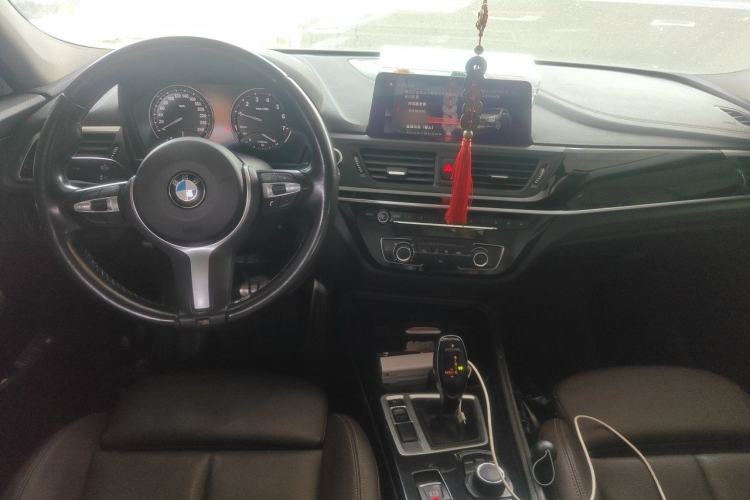 Used BMW 1 Series 2020 120i M Sport Package Center Console