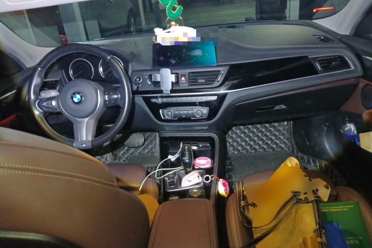 Used BMW 1 Series 2020 120i M Sport Package Center Console