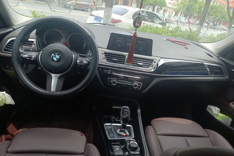 Used BMW 1 Series 2020 120i M Sport Package Center Console