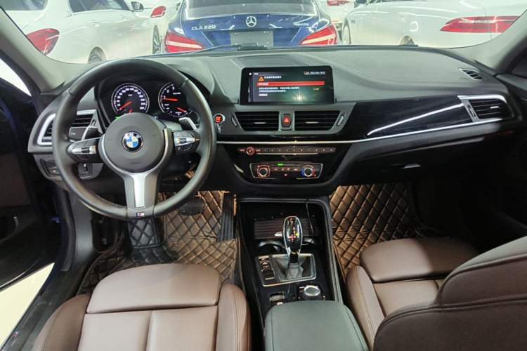 Used BMW 1 Series 2020 125i Leading Model M Sport Package Center Console