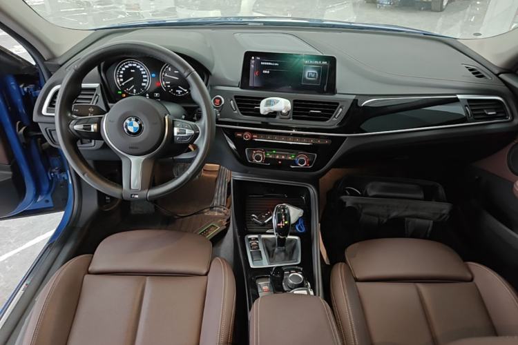 Used BMW 1 Series 2020 120i M Sport Package Center Console