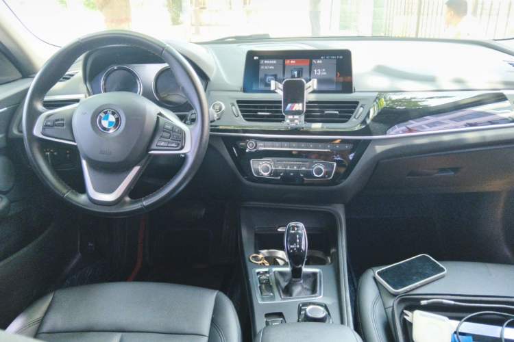 Used BMW 1 Series 2020 120i Fashion Model Center Console