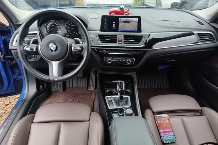 Used BMW 1 Series 2020 125i Leading Model M Sport Package Center Console