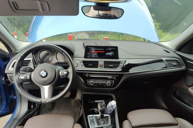 Used BMW 1 Series 2020 120i M Sport Package Center Console
