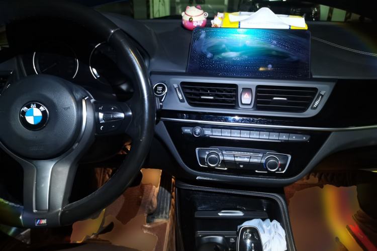 Used BMW 1 Series 2020 120i M Sport Package Center Console