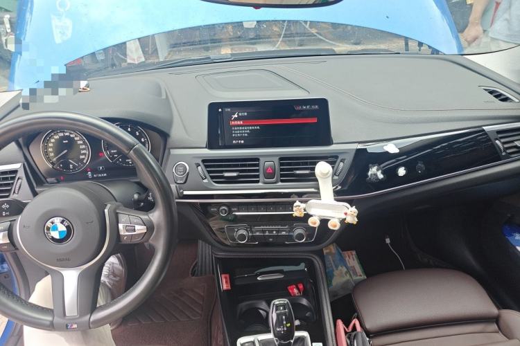 Used BMW 1 Series 2020 120i M Sport Package Center Console