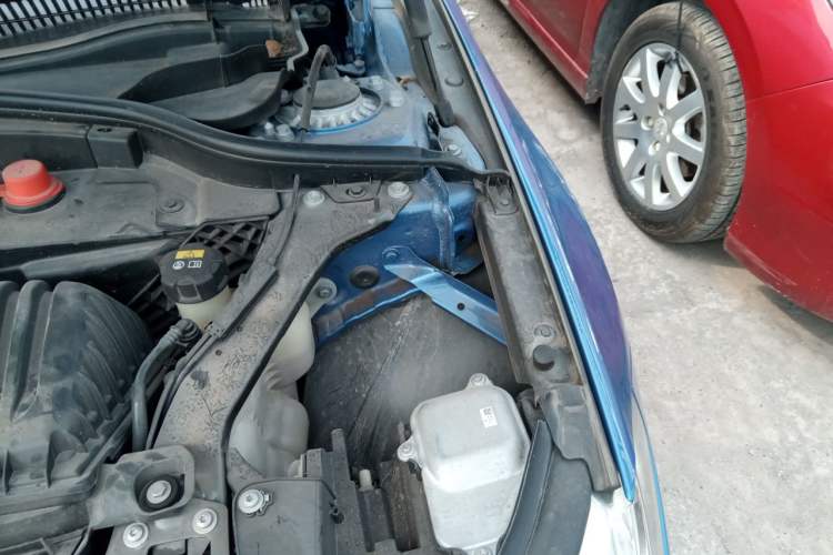Used BMW 1 Series 2020 120i M Sport Package Engine Bay Left