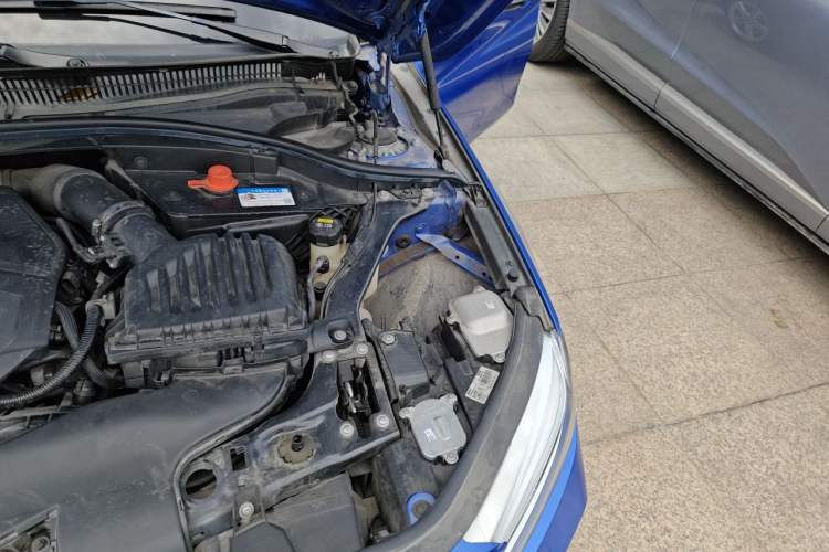 Used BMW 1 Series 2020 120i M Sport Package Engine Bay Left