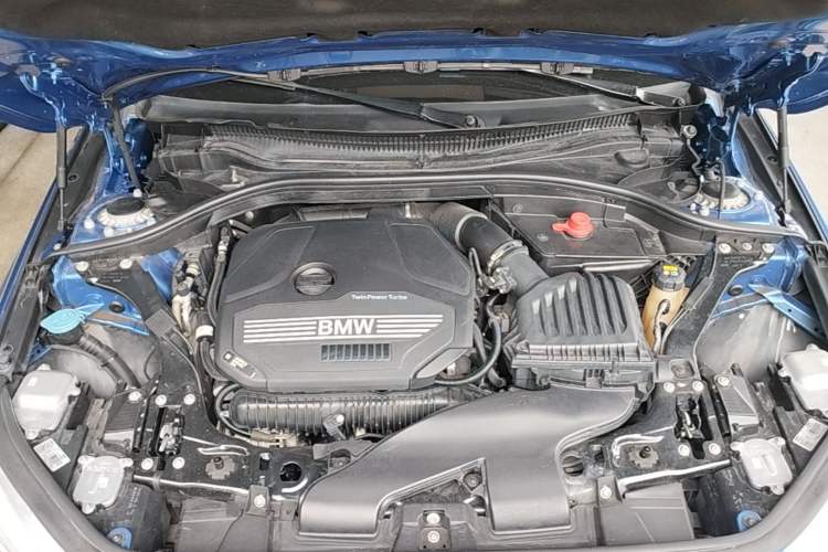 Used BMW 1 Series 2020 125i M Sport Package Engine Bay