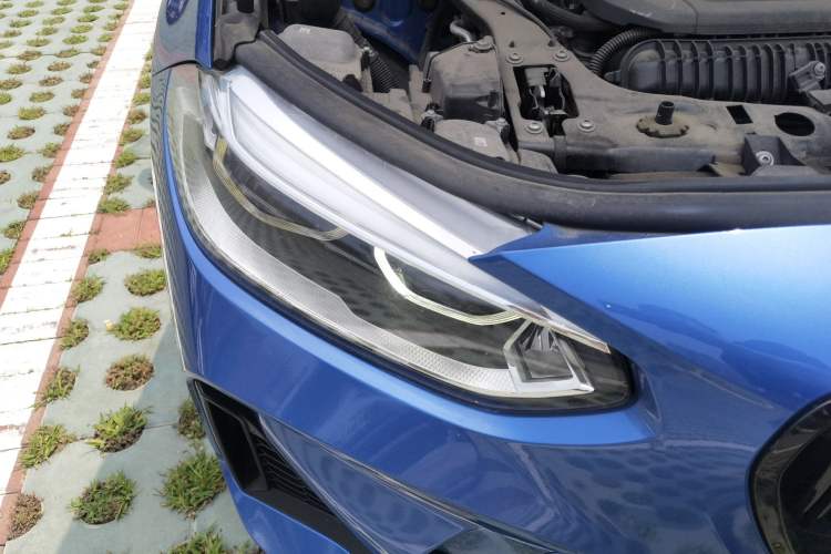 Used BMW 1 Series 2020 125i Leading Model M Sport Package Engine Bay Right