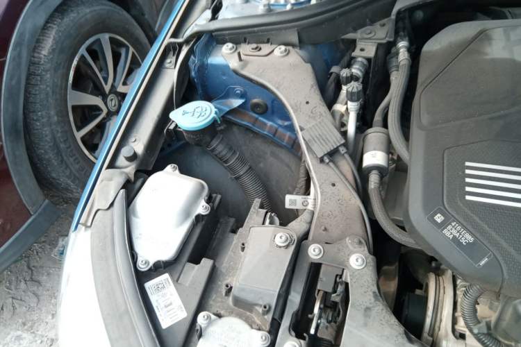 Used BMW 1 Series 2020 120i M Sport Package Engine Bay Right