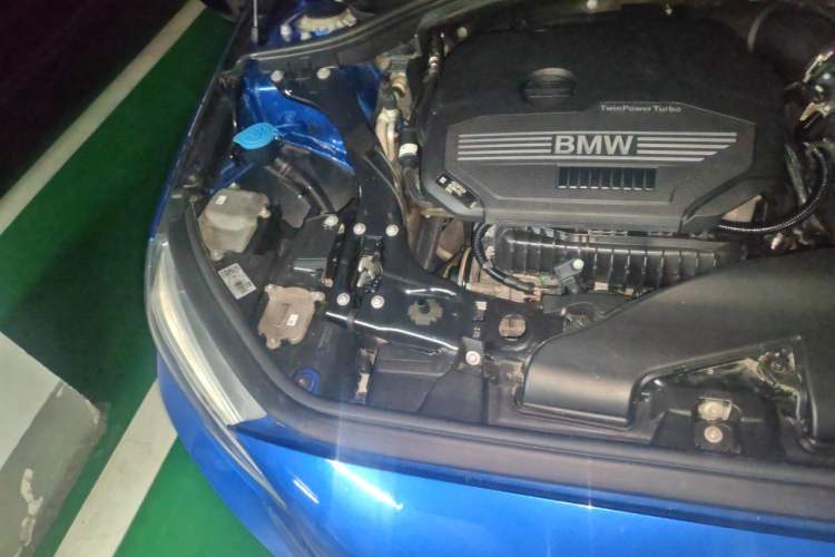 Used BMW 1 Series 2020 120i Fashion Model Engine Bay Right