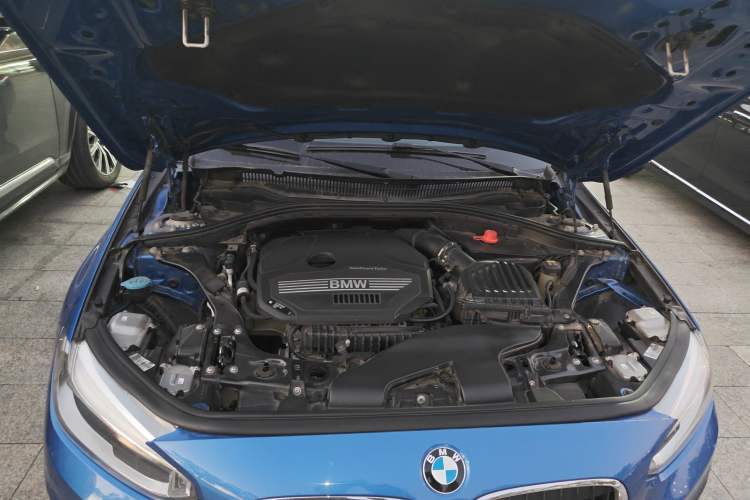 Used BMW 1 Series 2020 120i Fashion Model Engine Bay