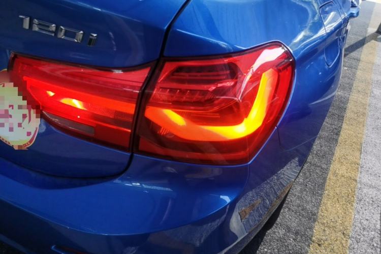 Used BMW 1 Series 2020 120i Fashion Model Exterior 3