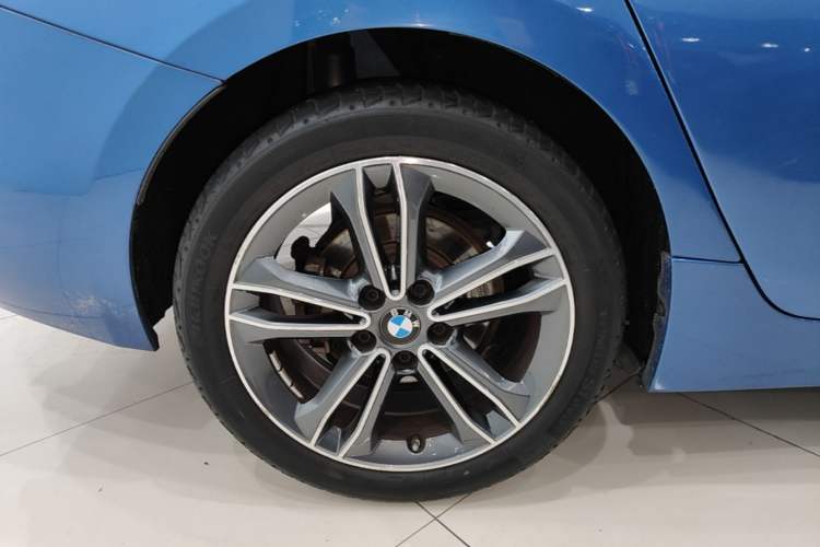 Used BMW 1 Series 2020 120i Fashion Model Exterior 3