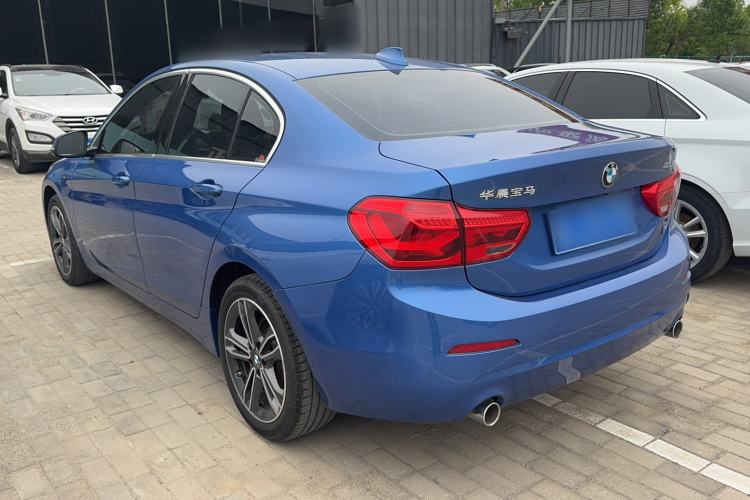 Used BMW 1 Series 2020 120i Fashion Model Exterior 4