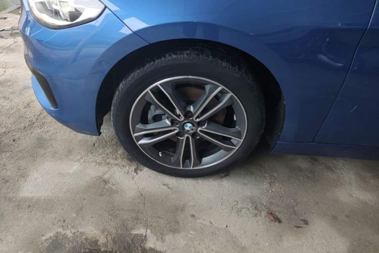 Used BMW 1 Series 2020 120i Fashion Model Exterior 4