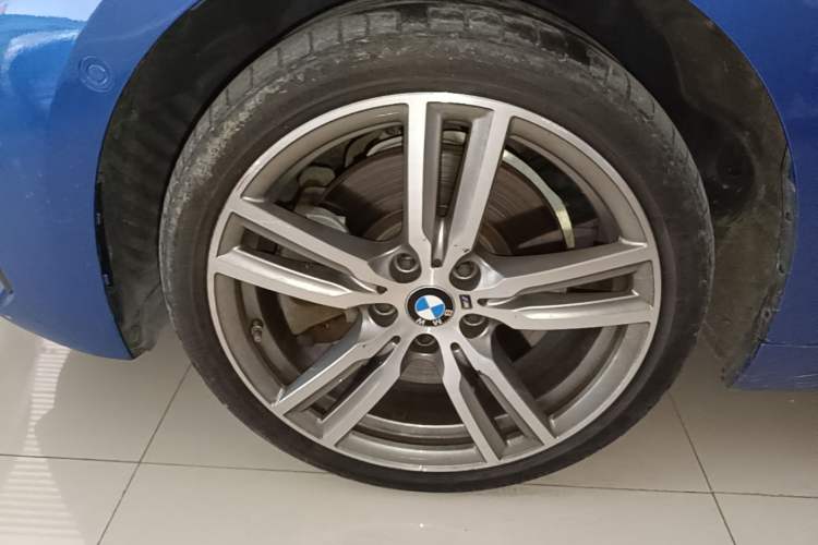 Used BMW 1 Series 2020 125i Leading Model M Sport Package Exterior 4