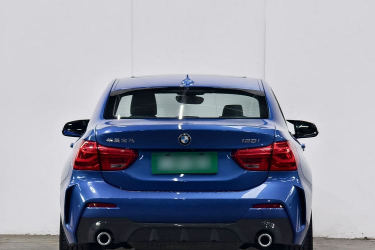 Used BMW 1 Series 2020 120i M Sport Package Exterior 5