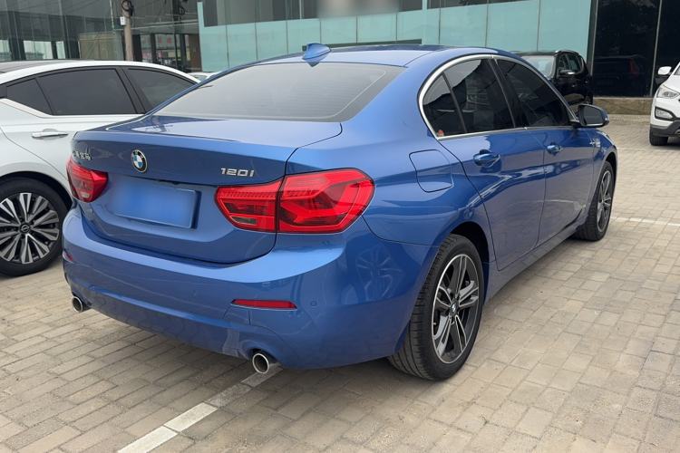 Used BMW 1 Series 2020 120i Fashion Model Exterior 6