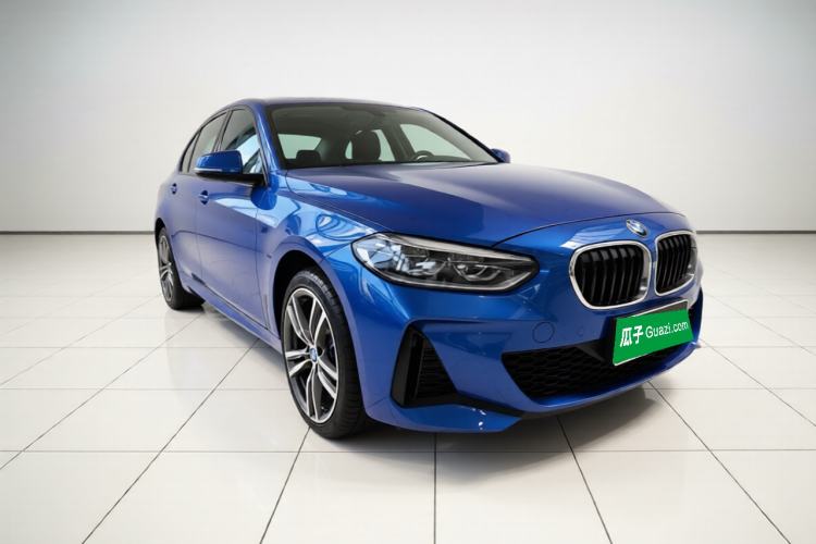 Used BMW 1 Series 2020 125i Leading Model M Sport Package Front Right 45 Deg