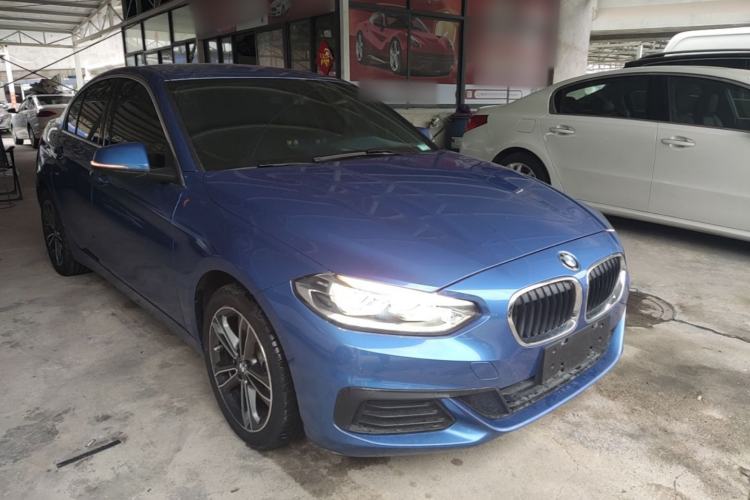 Used BMW 1 Series 2020 120i Fashion Model Front Right 45 Deg
